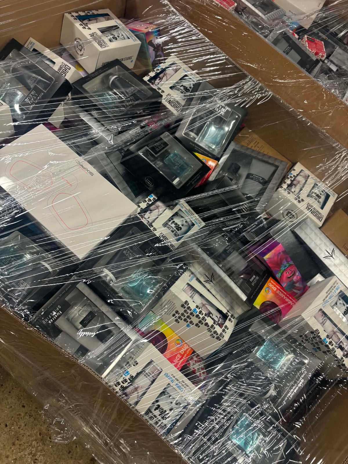 GIFT PALLETS