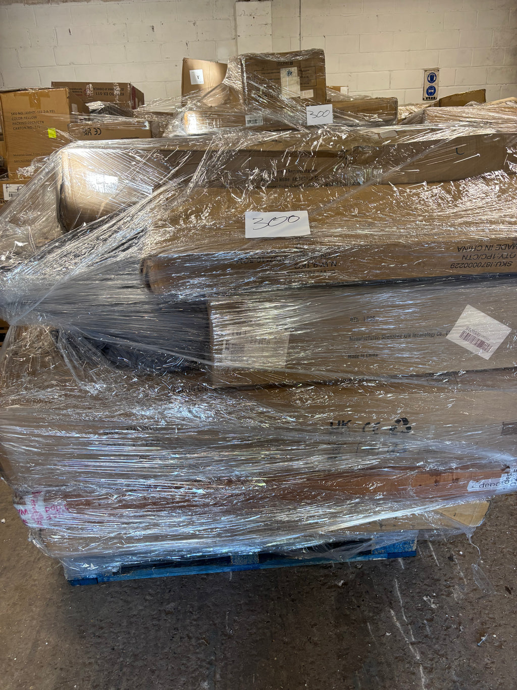 AMAZON MEGA DEAL PALLETS