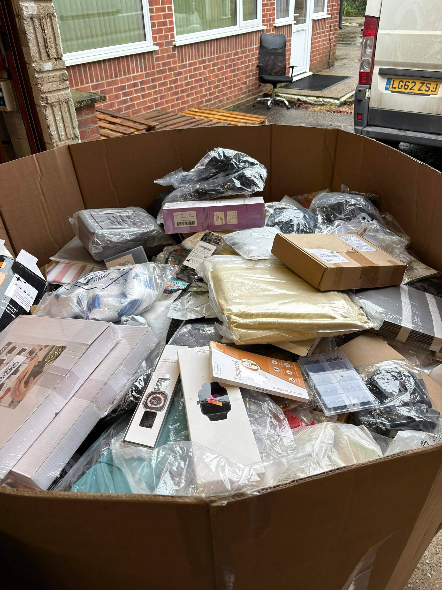 Amazon General Full pallet