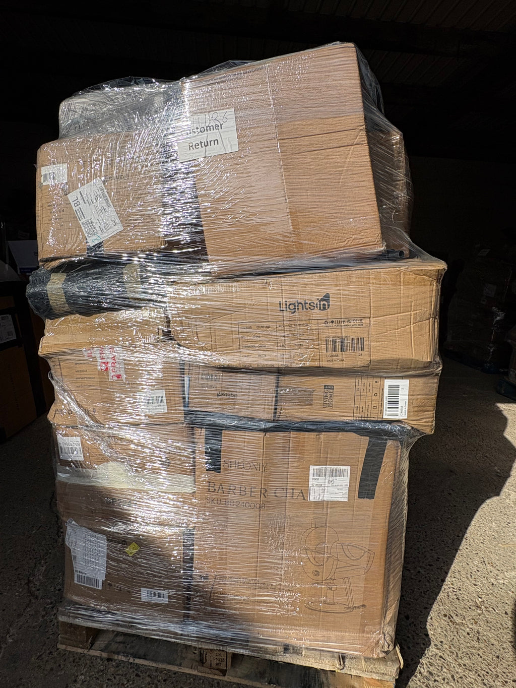 Monster 6.5ft living and home pallets