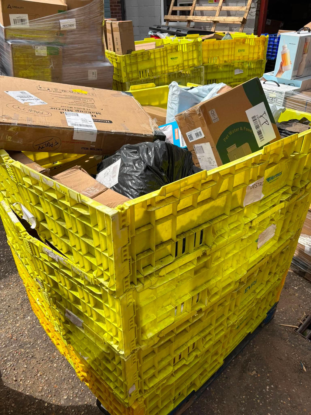 Amazon fulfilment and lost post crates
