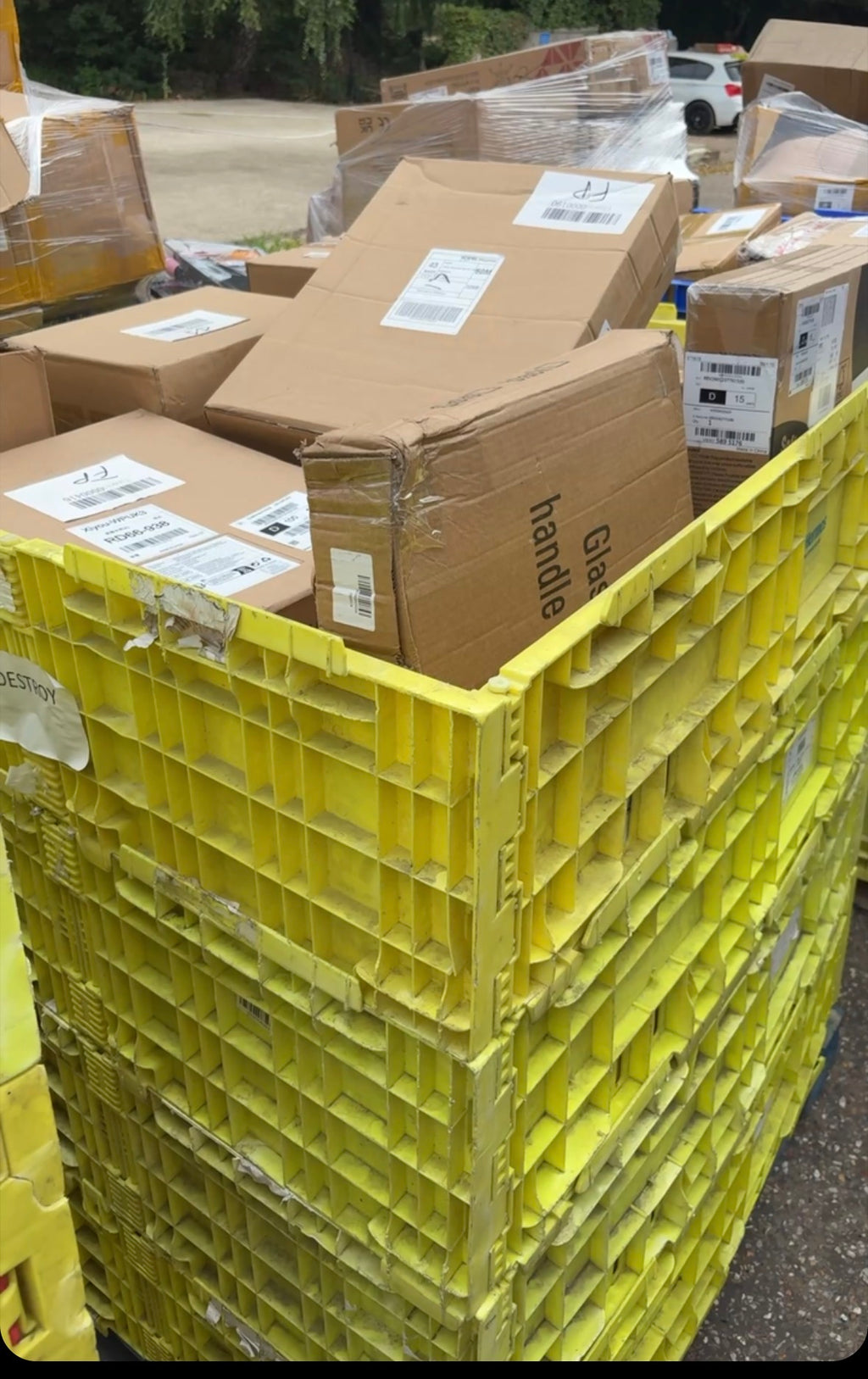 Amazon fulfilment and lost post crates