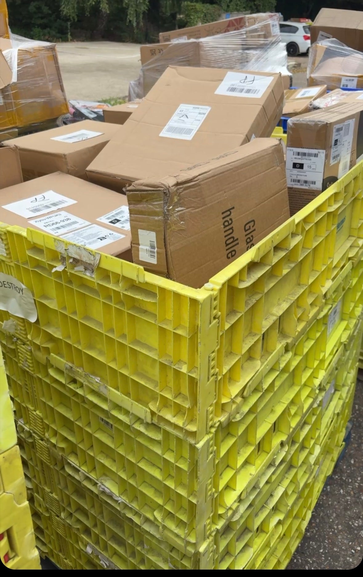 Amazon fulfilment and lost post crates